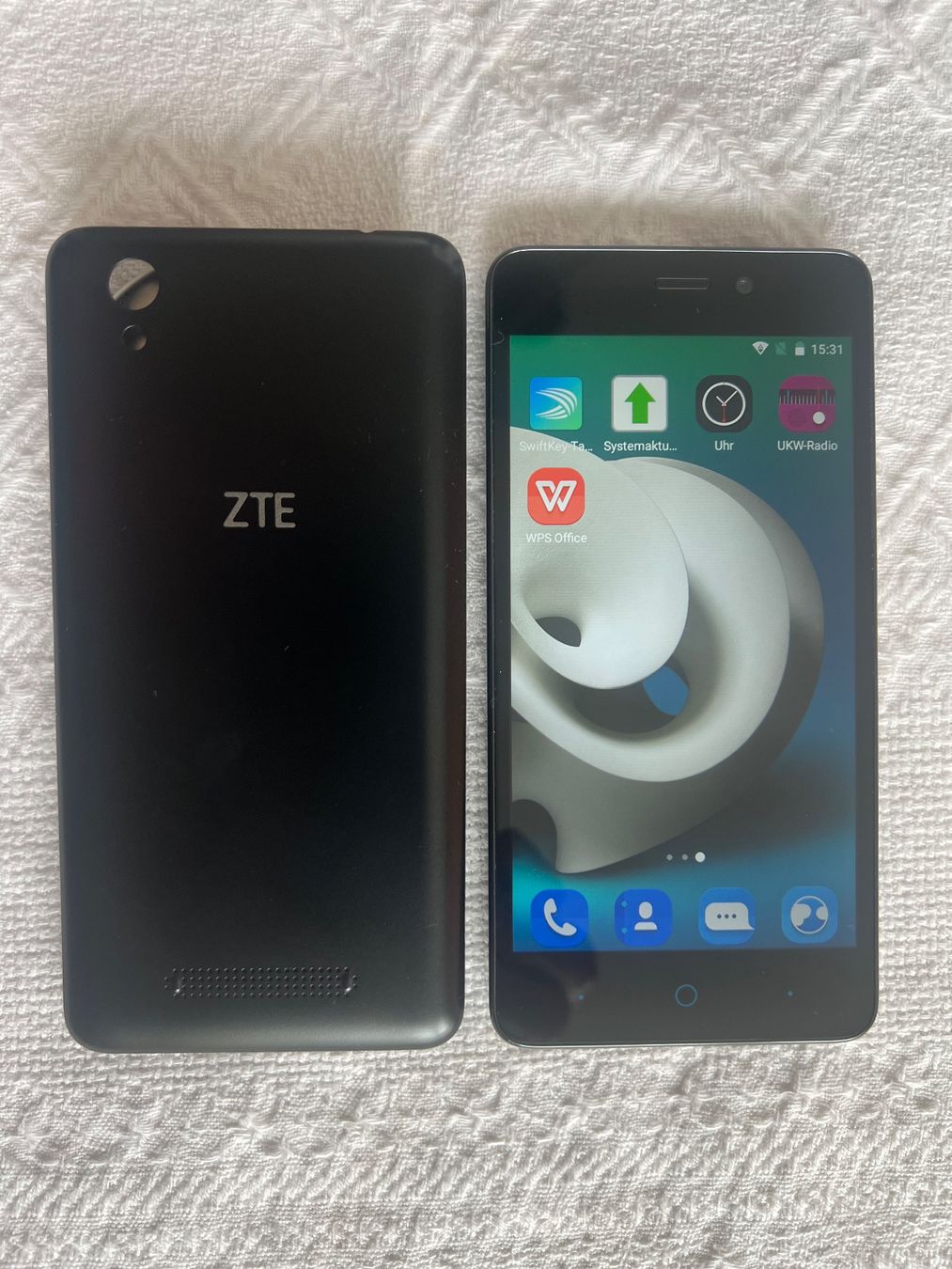 ZTE Telefoni cellulari / Smartphones: ZTE Blade A452 / Black – Usato da Zürich venduto da Mailfree 4