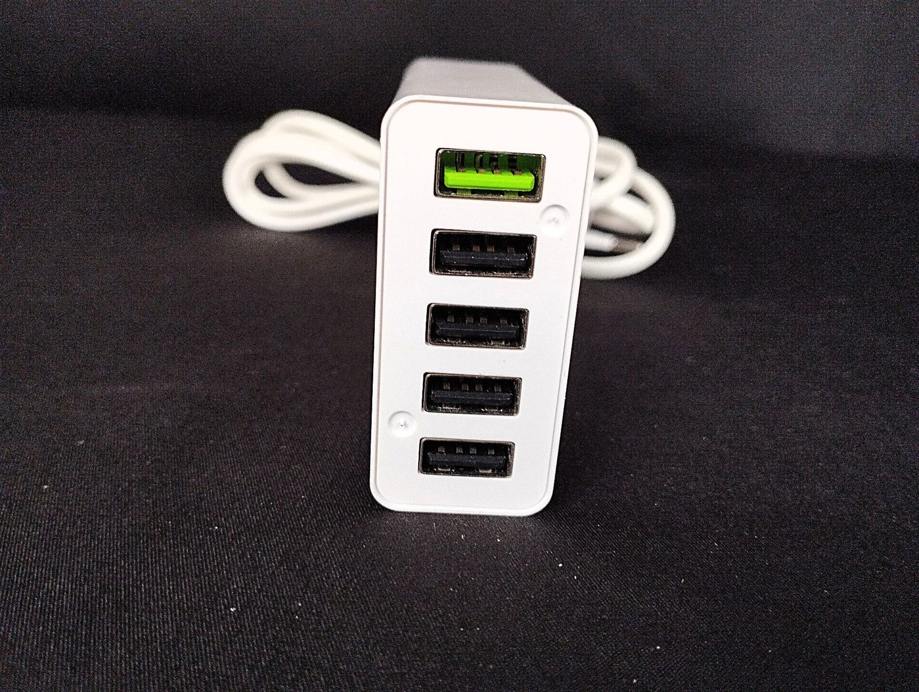 Chargements: NO NAME Standard Power Adapter inkl. Netzteil – Neuf (Voir description) à Schübelbach par Restwert_Schubelbach 2