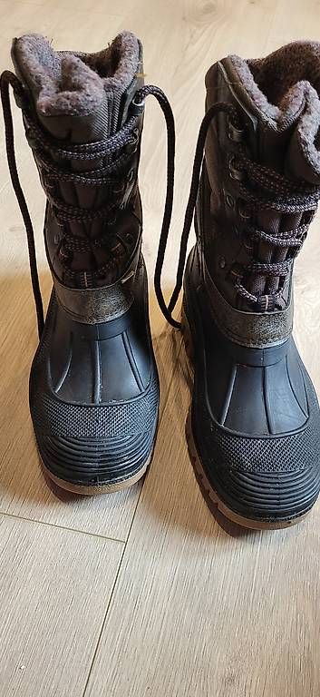 Schuhe für Jungen: K8nder Winterstiefel  gr. 36 – Gebraucht aus Schweizersholz von fuchs06