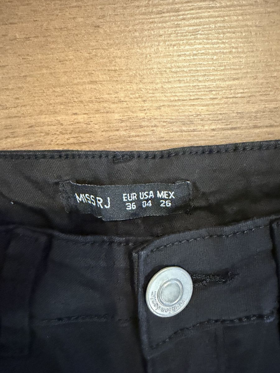 Jeans: Schicke, schwarze Jeans, Gr. 36/S – Nuovo (secondo la descrizione) da Urdorf venduto da isc_r8bx 1