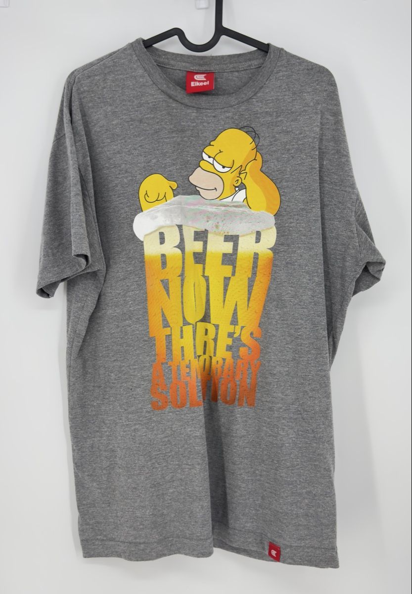 T-shirt: # MAN - T-Shirt Gr. L - EIKEEL # – Usato da Bolligen venduto da secondhand-with-love