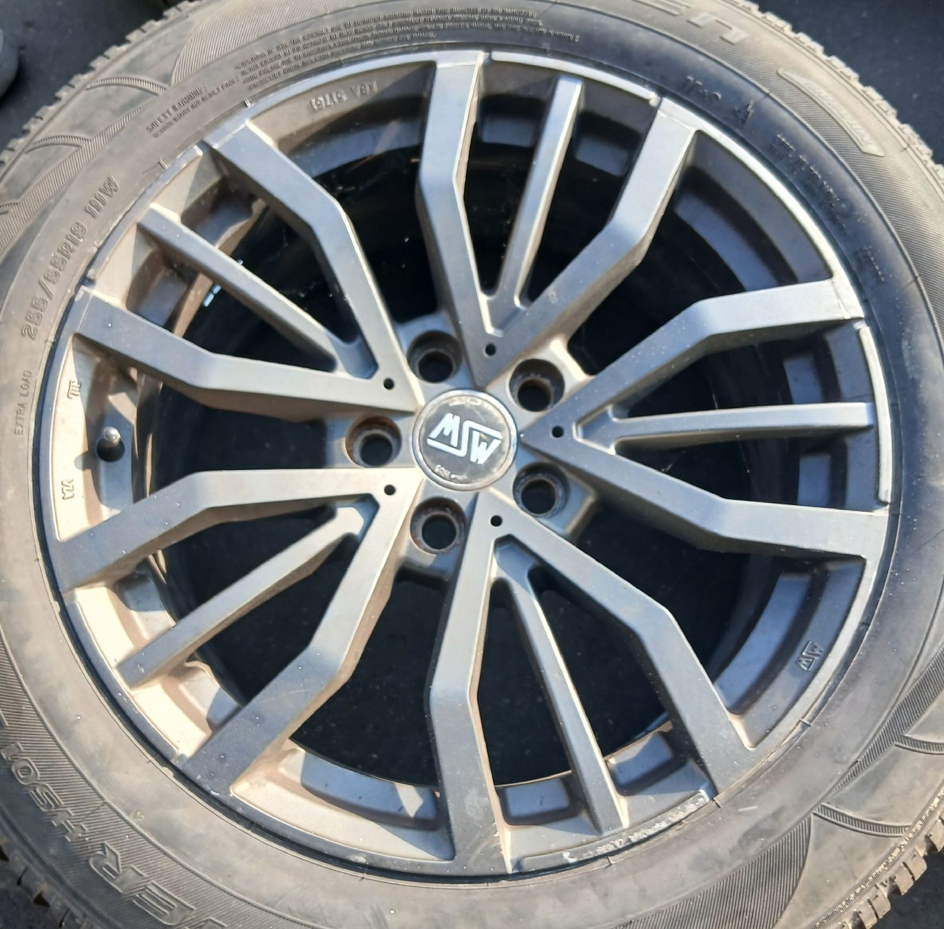 Pneus & Kompletträder: Roue Range Rover L320  – Gebraucht aus la heutte von Auto-stock 2