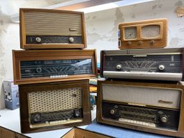 Radios Holzkiste verschiedene Modelle 6 Röhrenradios guter Z
