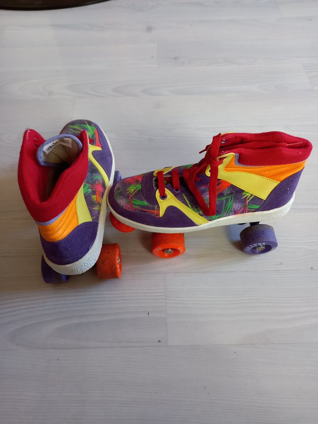 Pattini in linea & Pattini a rotelle: Rollschuhe – Usato da Thayngen venduto da OLMIC 1