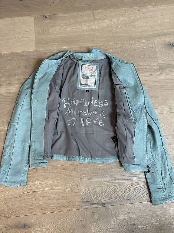 Jacken: Wunderschöne Lederjacke – Gebraucht aus Alpnach Dorf von lis_626v 3