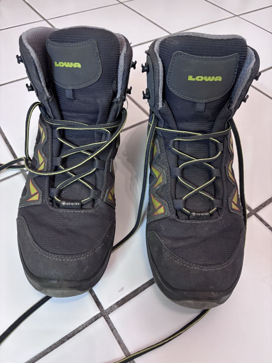 Lowa Scarpe per ragazzi: Trekkingschuhe Lowa Junge – Usato da Konolfingen venduto da gma_smx6 1