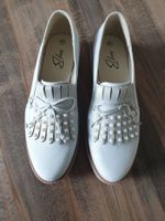 Halbschuh MyB, Gr. 8, hellgrau/hellblau, mit Perlen