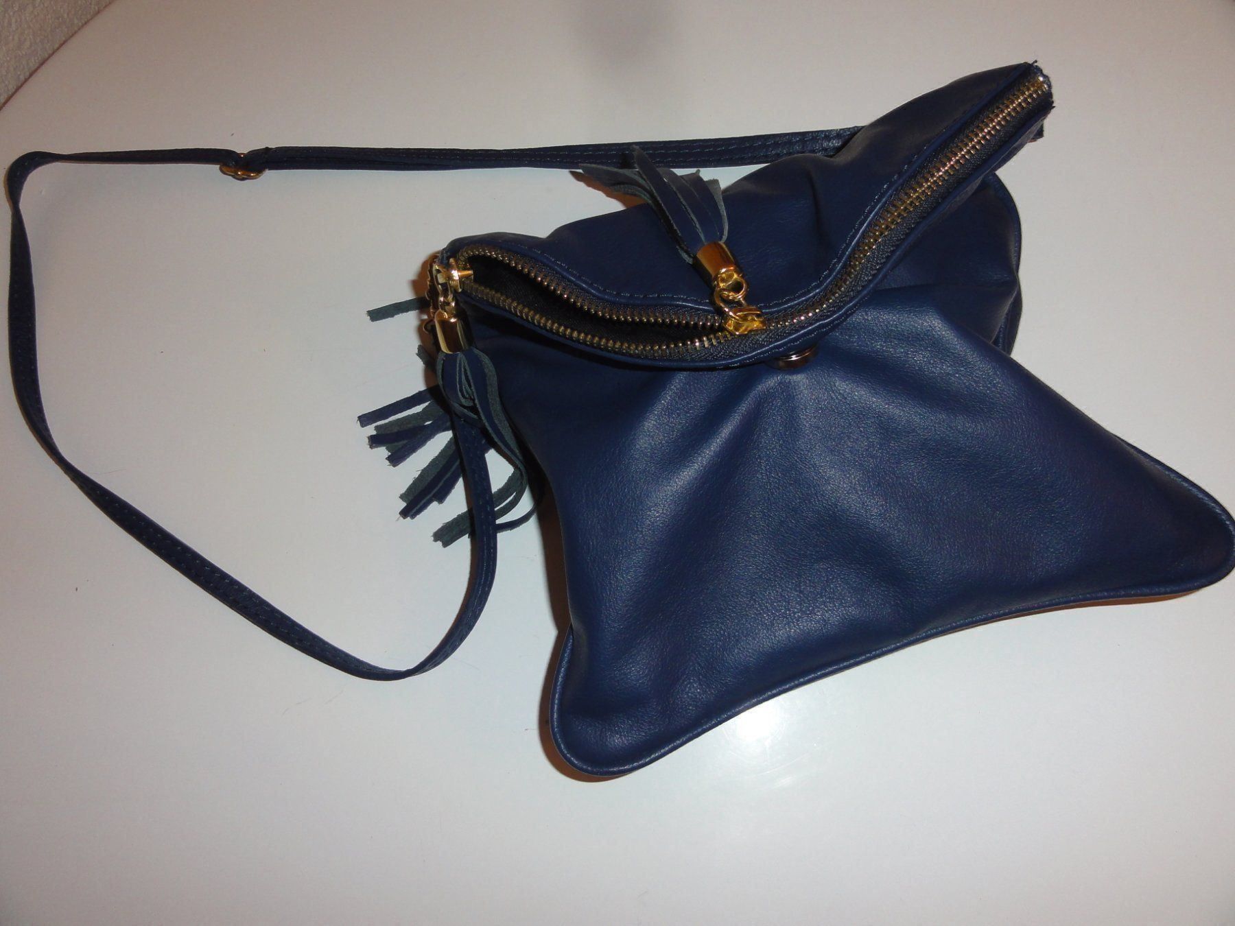 Borse da donna: Damenhandtasche – Usato da Steffisburg venduto da Robinh.17 7