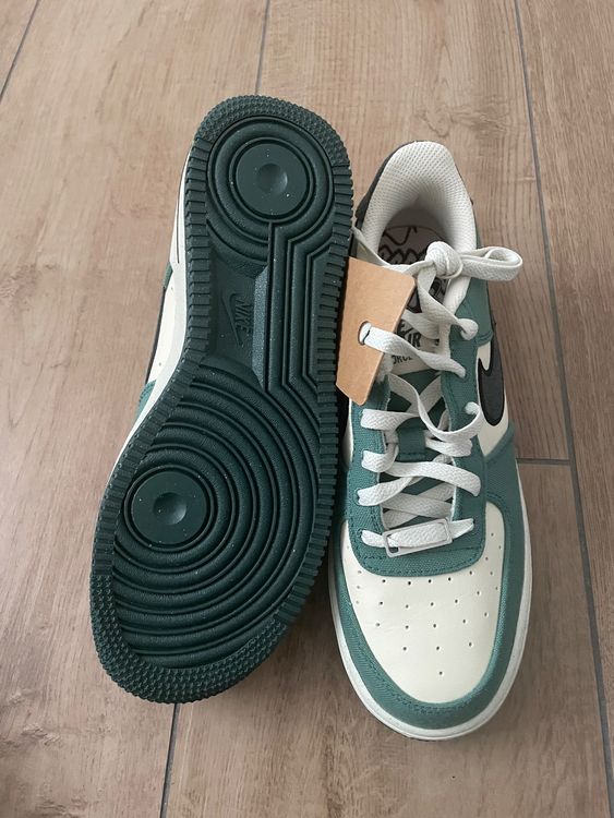 Nike Chaussures garçon: Nike Air Force 1 (GS) Gr. 38 NEU – Neuf avec emballage d'origine à Waltenschwil par hansnine 3