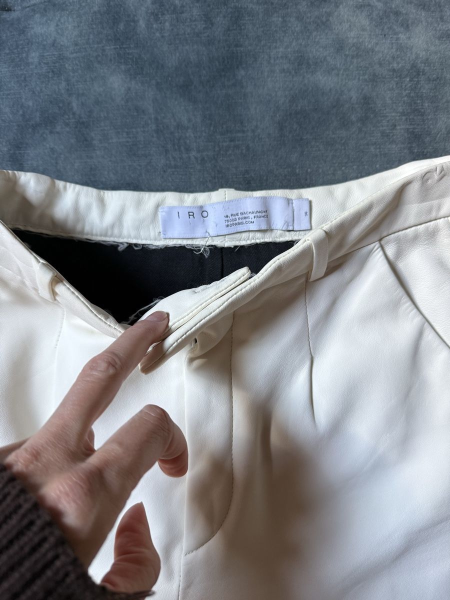 Pantaloni: IRO leather shorts S 700€ – Usato da Barna venduto da orbuyorcry 4