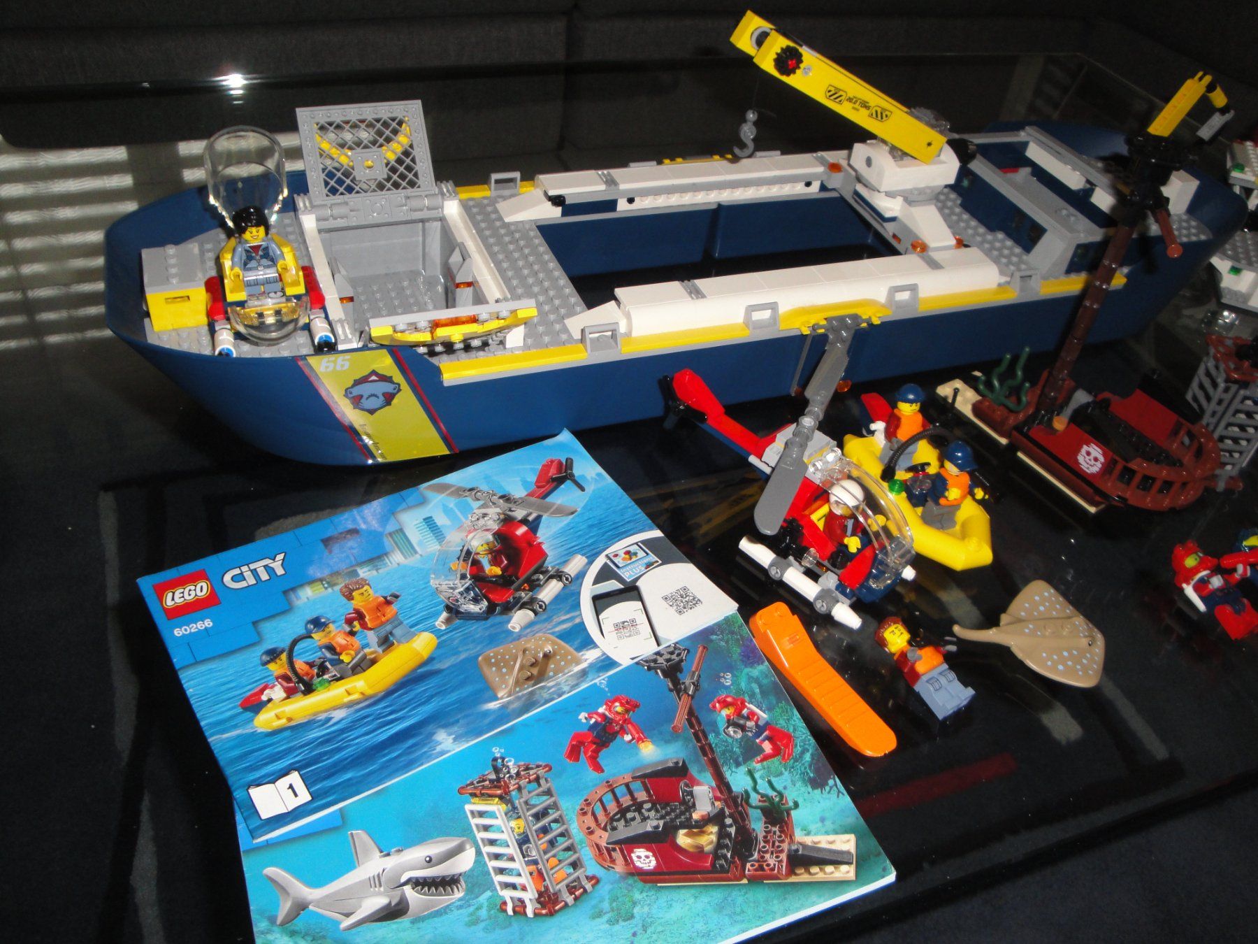 Lego Baukästen: LEGO City 60266 Ocean Exploration Ship – Gebraucht aus Oberentfelden von  1