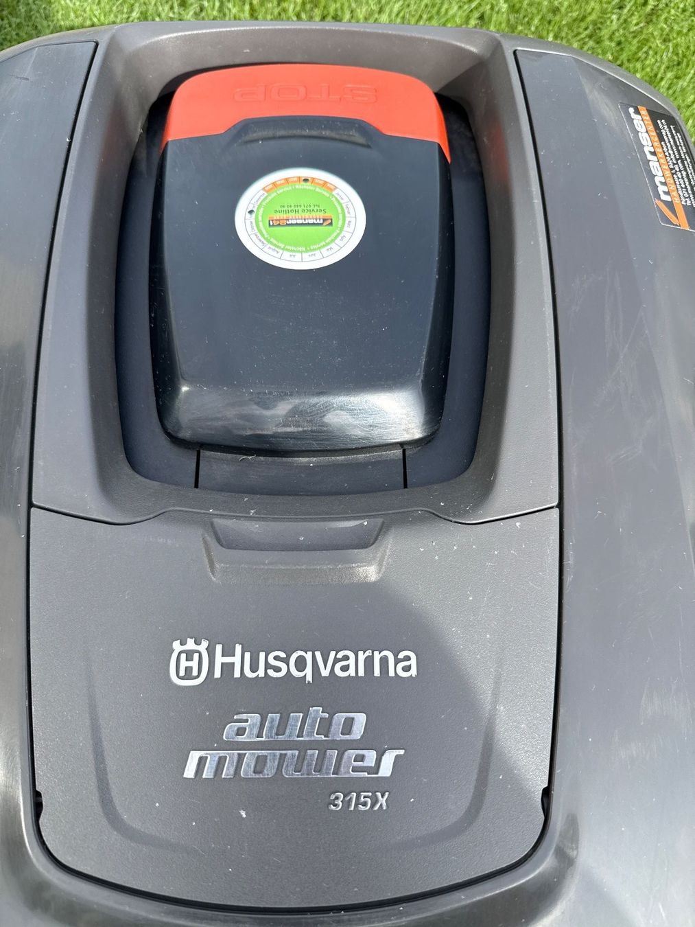 Husqvarna Tagliaerba: Rasenroboter – Usato da Berg SG venduto da Lehar1 1