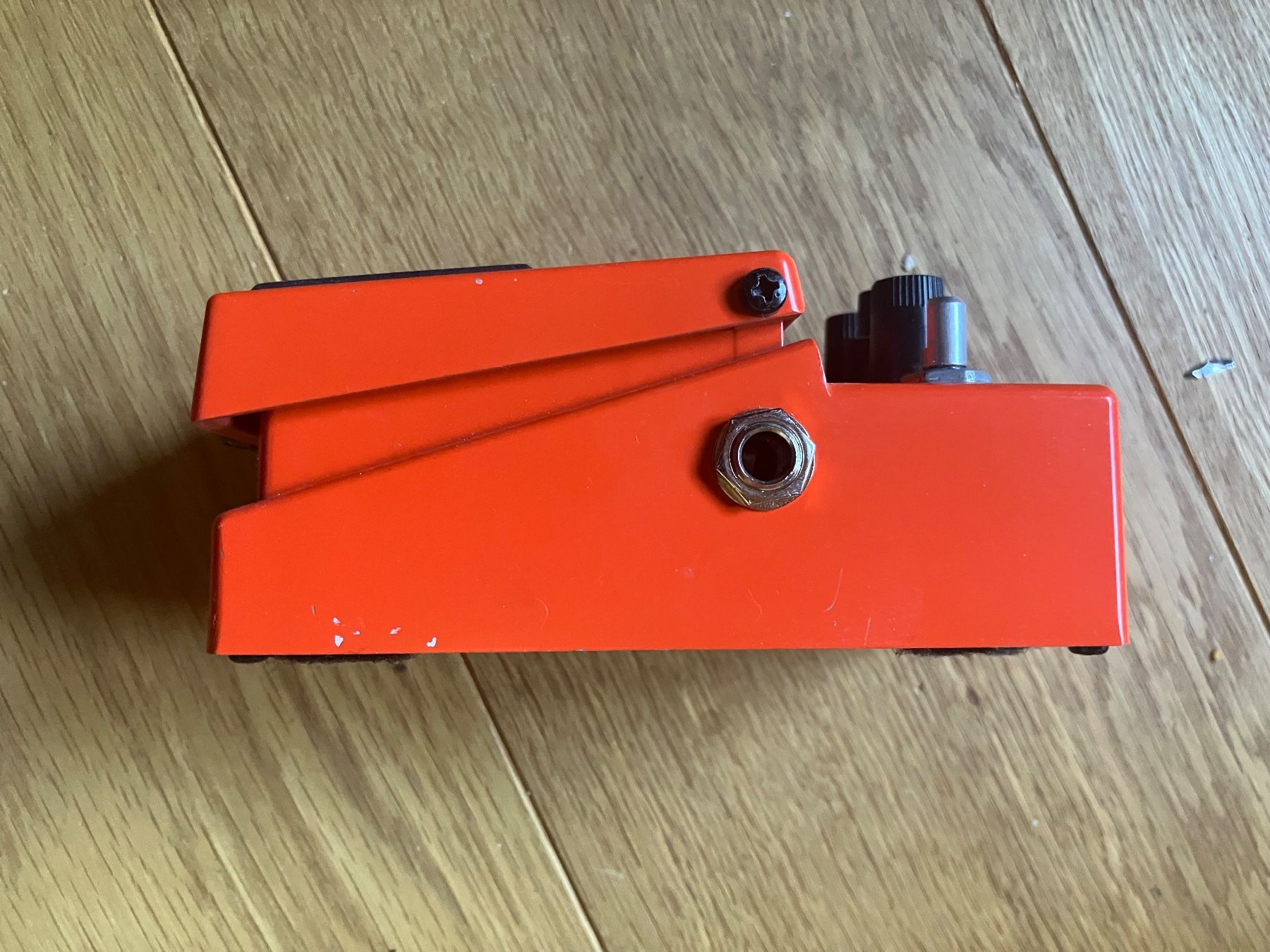 Boss Strumenti musicali: Boss Mega Distortion MD-2 Effektpedal, Defekt! – Difettoso da Bösingen venduto da Taeke 1