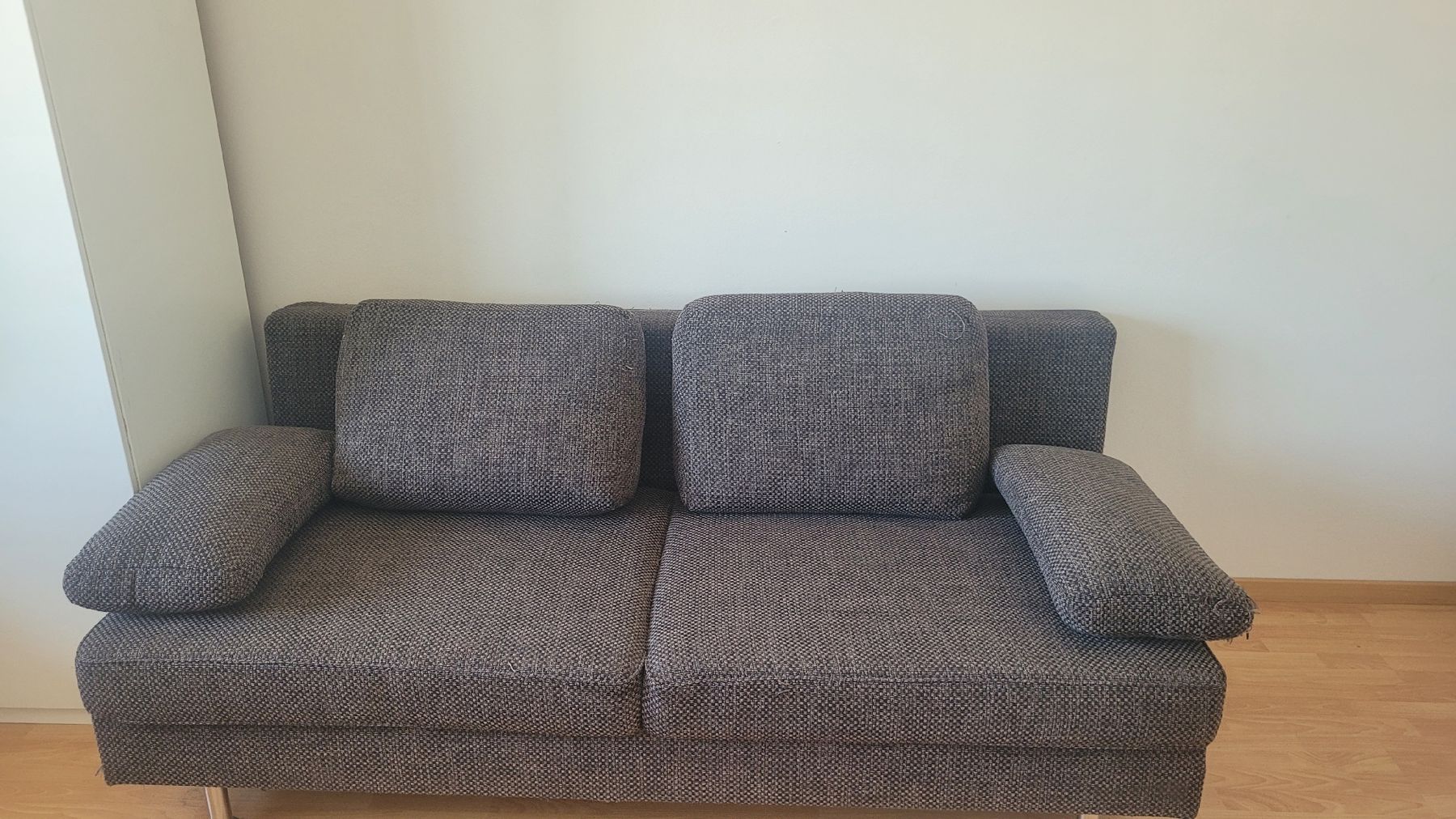 Divani: Sofa / Couch zum ausklappen – Usato da Brüttisellen venduto da mar_grv7
