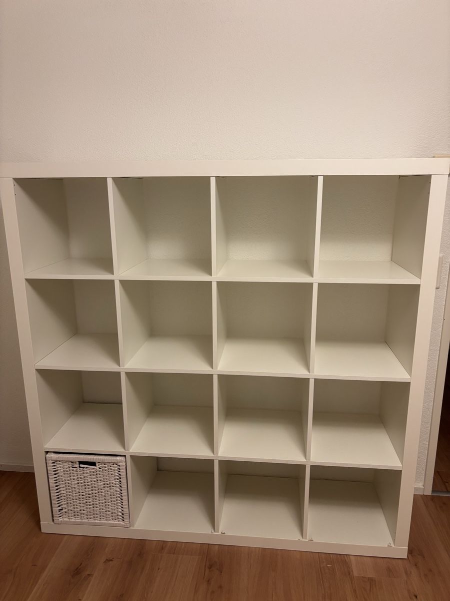 Ikea Scaffali: Regal weiss 16 Fächer gut erhalten – Usato da Gutenswil venduto da claleo75