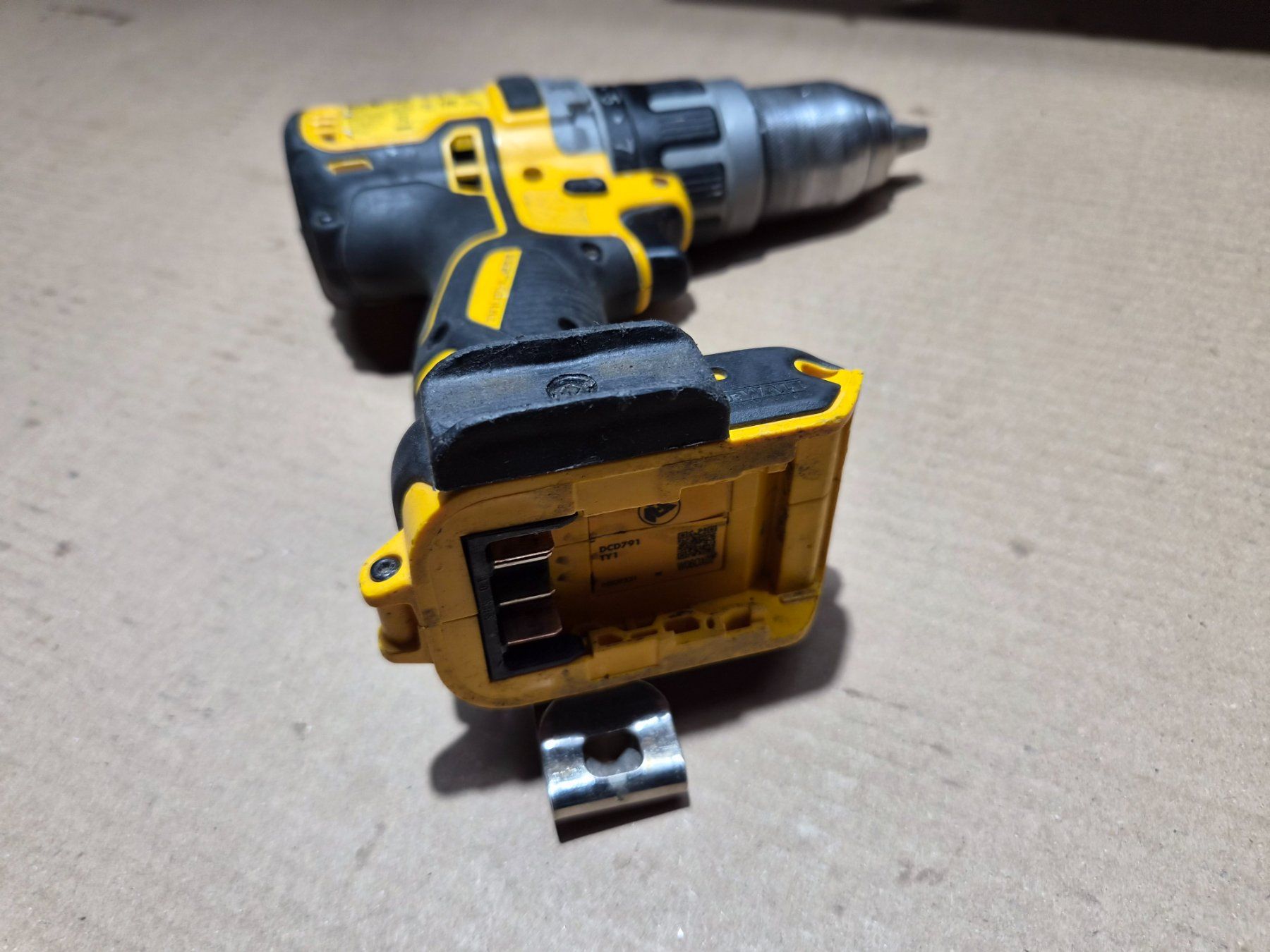 Dewalt Trapani: DeWALT Akkuschrauber DCD 791 gebraucht 18V – Usato da Reutigen venduto da beore 5
