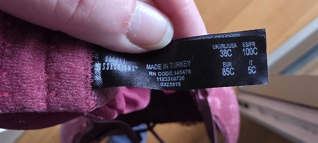 Sonstige Unterwäsche: Negligé 85C – Gebraucht aus St. Gallen von reb_955g 3