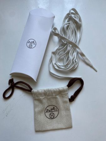 Hermes Beutel, Schuhbänder und Schachtel neu