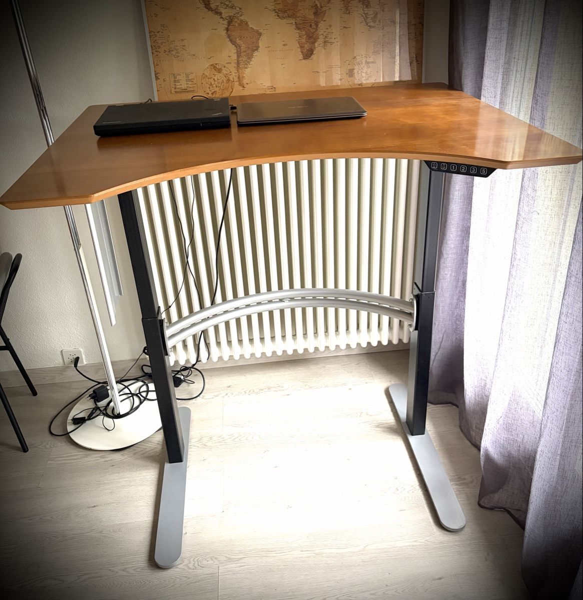 Schreibtische: Table bureau – Gebraucht aus Petit-Lancy von jcj_xh59 1