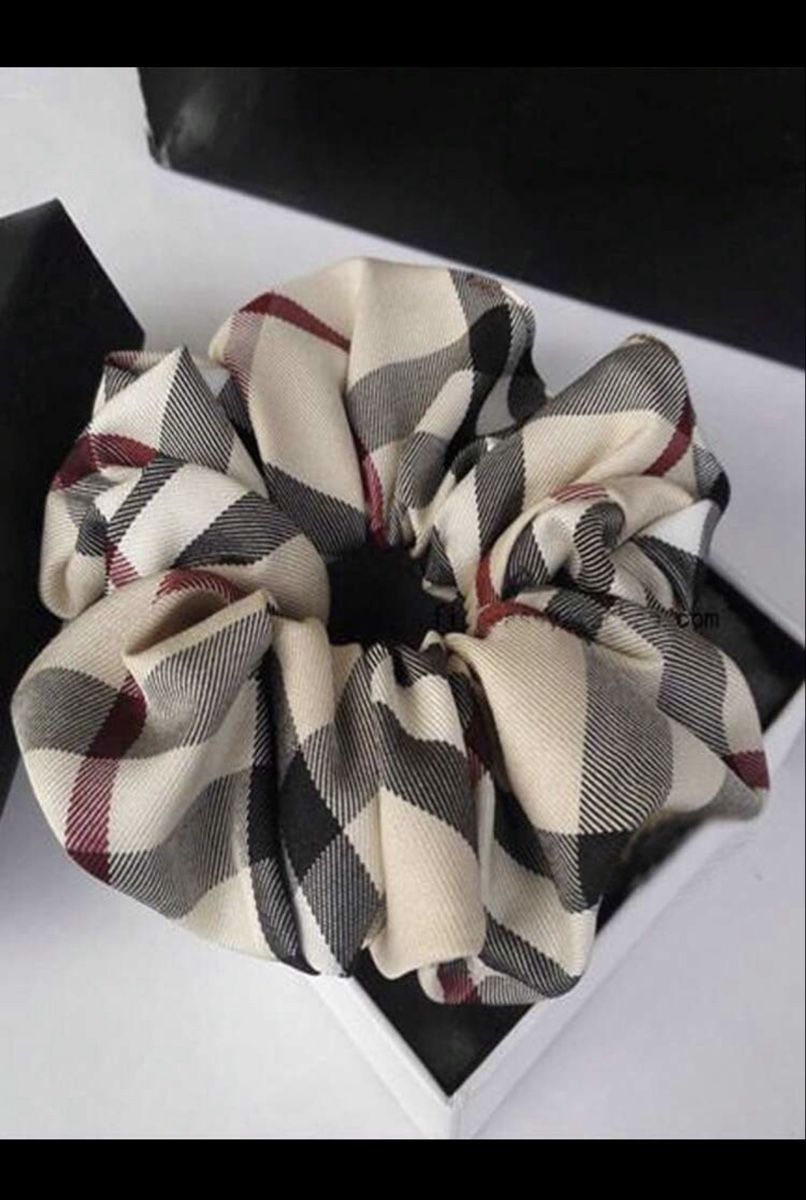Accessori per capelli: Élastique pour cheveux – Nuovo e nell'imballaggio originale da Châtel-St-Denis venduto da Montclair_Swiss 1