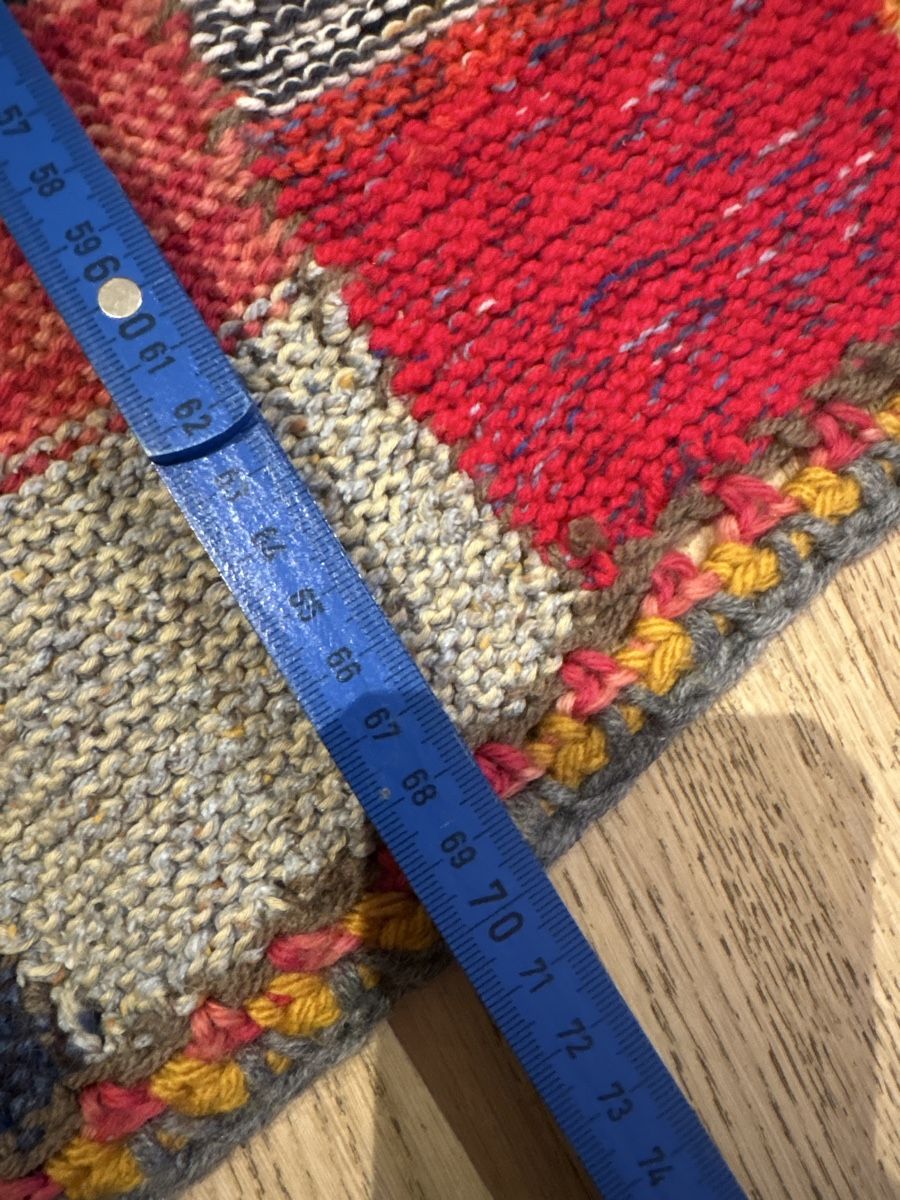 Coperte: Handgestrickte Patchwork-Decke, farbenfroh und einzigartig – Nuovo (secondo la descrizione) da Dietikon venduto da sue_qzb6 1