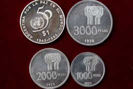 4 Stück Argentina Silbermünzen 900 tot 75 gr.