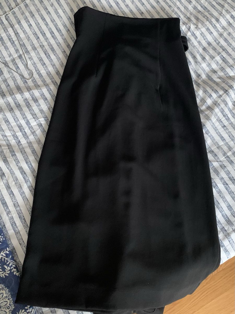 Mango Gonne: Black skirt Mango XS – Usato da Zug venduto da digalvao 2