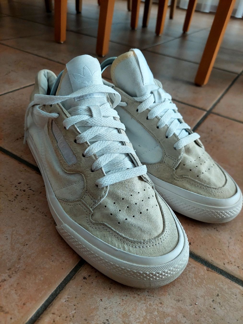 Adidas Scarpe da uomo: Adidas Continental Gr.42 – Usato da Gossau SG venduto da Vader_Skywalker7