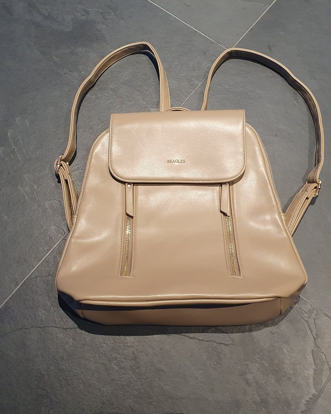 Rucksäcke: ++ Rucksack von Beagles in beige  ++ NEU ++ – Neu (gemäss Beschreibung) aus Chur von aladin_04
