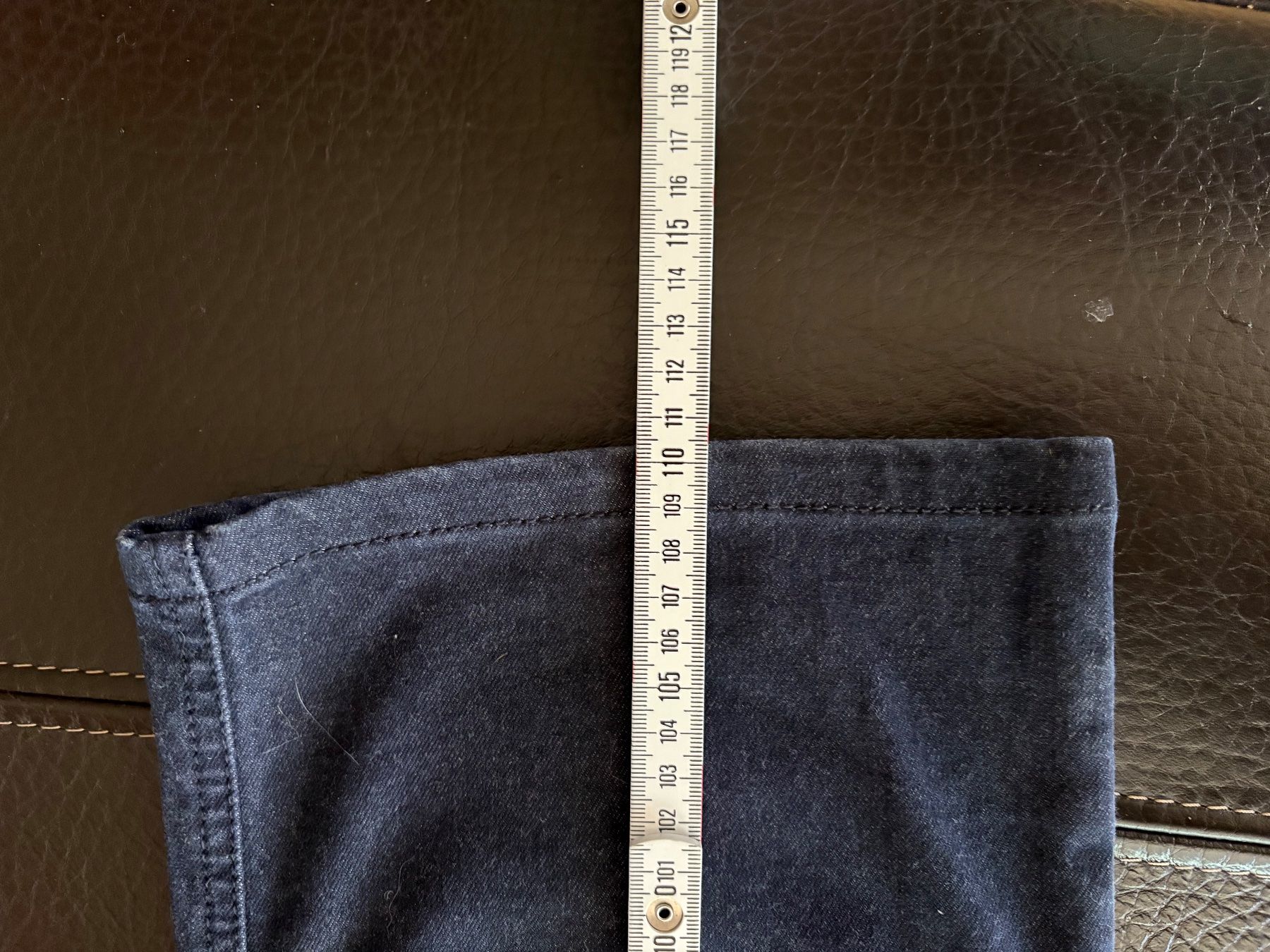 Brioni Jeans: Brioni Jeans Gr. 55 (L) – Usato da Arzier-Le Muids venduto da Pharmland 5