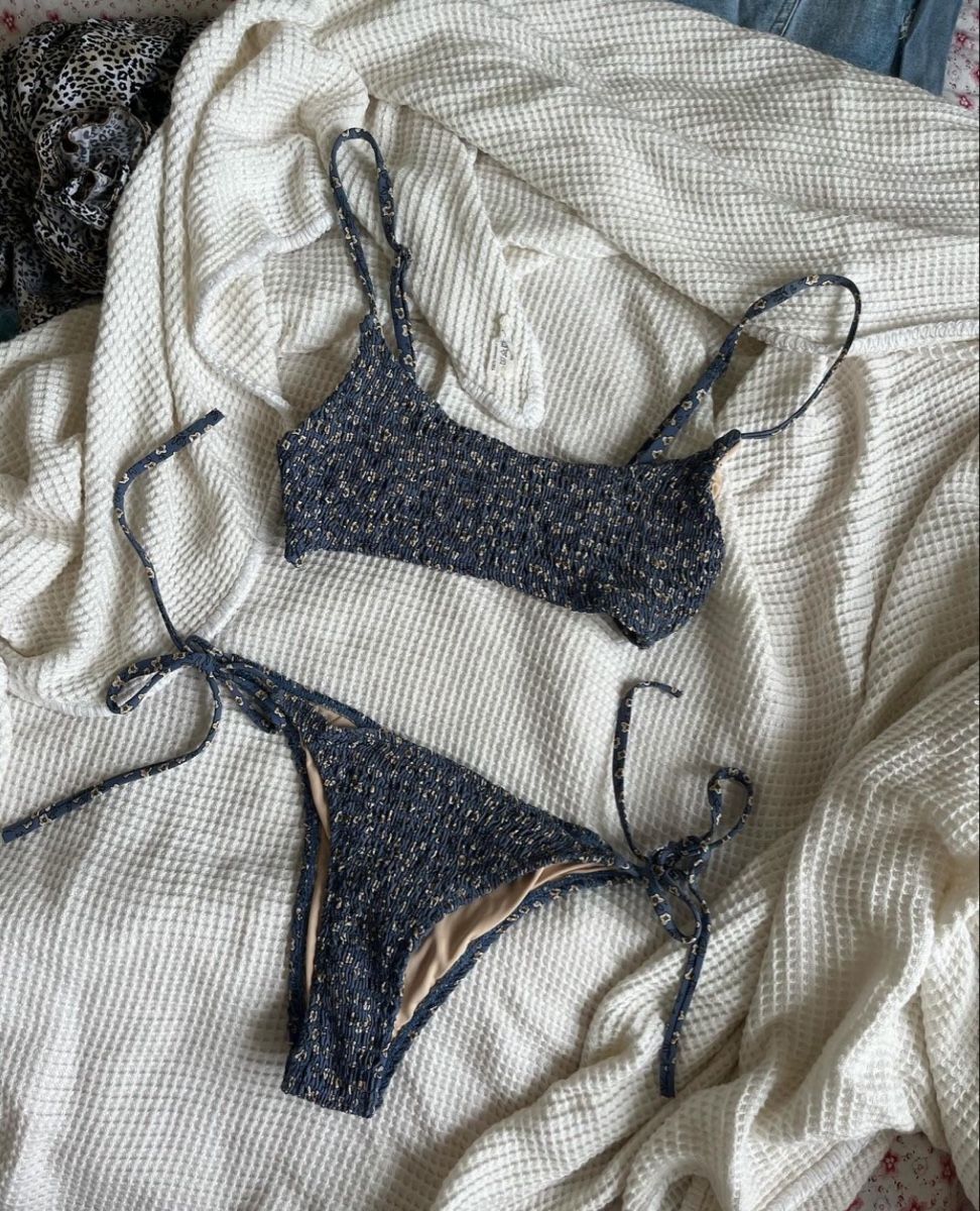 Costumi da bagno & Bikini: Bikini – Usato da Bern venduto da valery_la_cherry