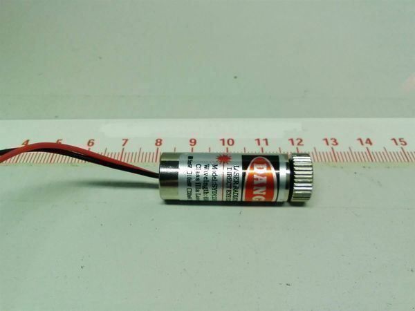 Componenti elettronici: Rote Strichlaser-Diode 3/12V DC 40mA – Nuovo (secondo la descrizione) da Luzern venduto da Salefactory 2