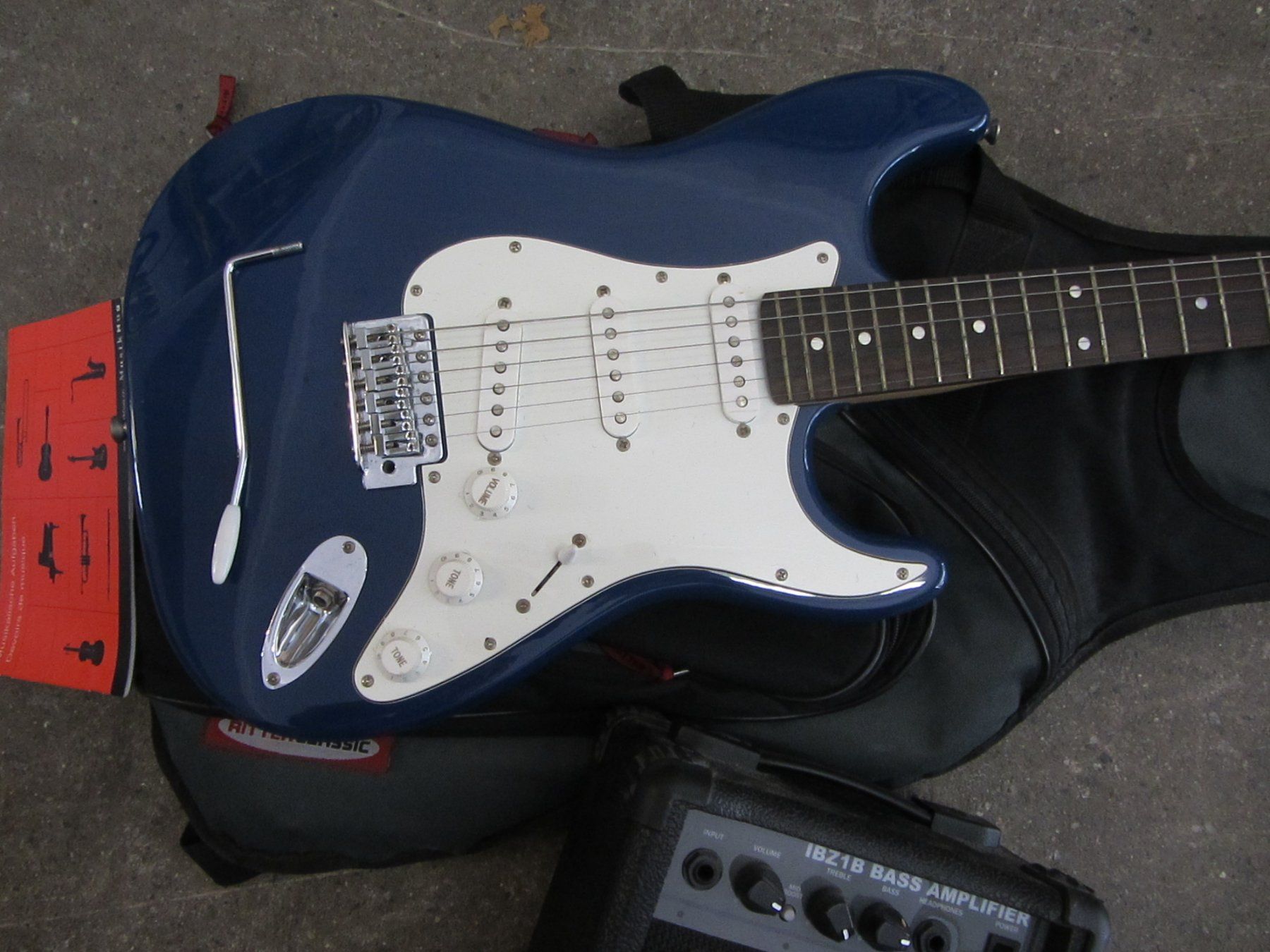 Aria Strumenti musicali: Aria Stg-Series Electric Guitar – Usato da Zürich venduto da bigboss 1