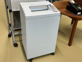 Aktenvernichter IDEAL 3104 CC