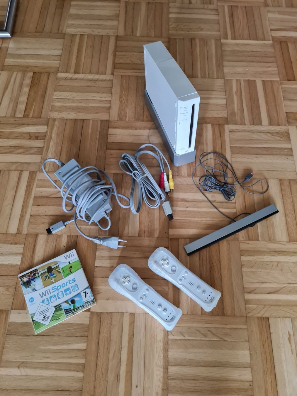 Nintendo Konsolen: Wii Spielkonsole – Gebraucht aus Neftenbach von Sahrlea