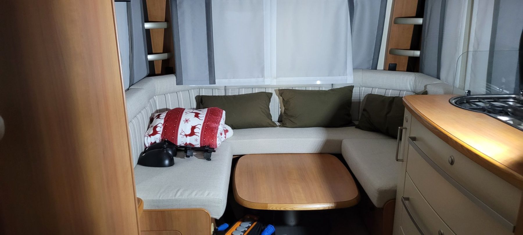 Fendt Camping Fahrzeuge: Wohnwagen Fendt Bianco  465 – Gebraucht aus Sennhof von Uursli 8