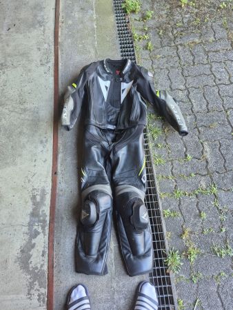 Lederkombi Dainese Grösse 48