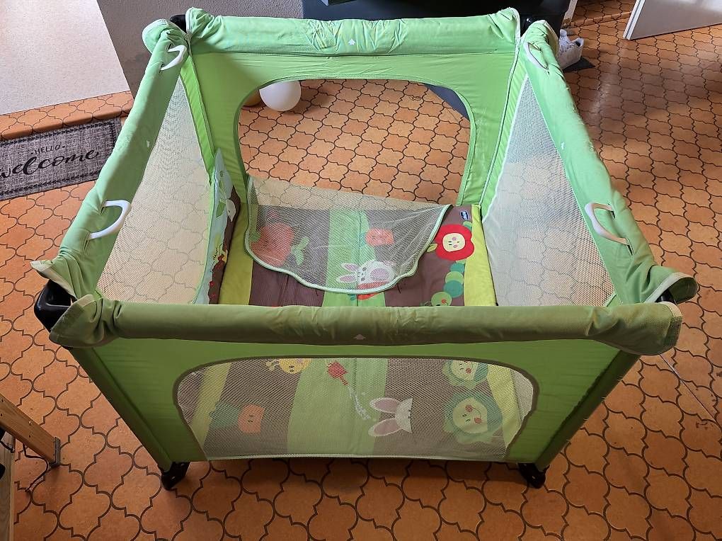 Box & Barriere di sicurezza: Chicco Laufgitter mit Spielmatte – Usato da Lengnau BE venduto da MarinoT