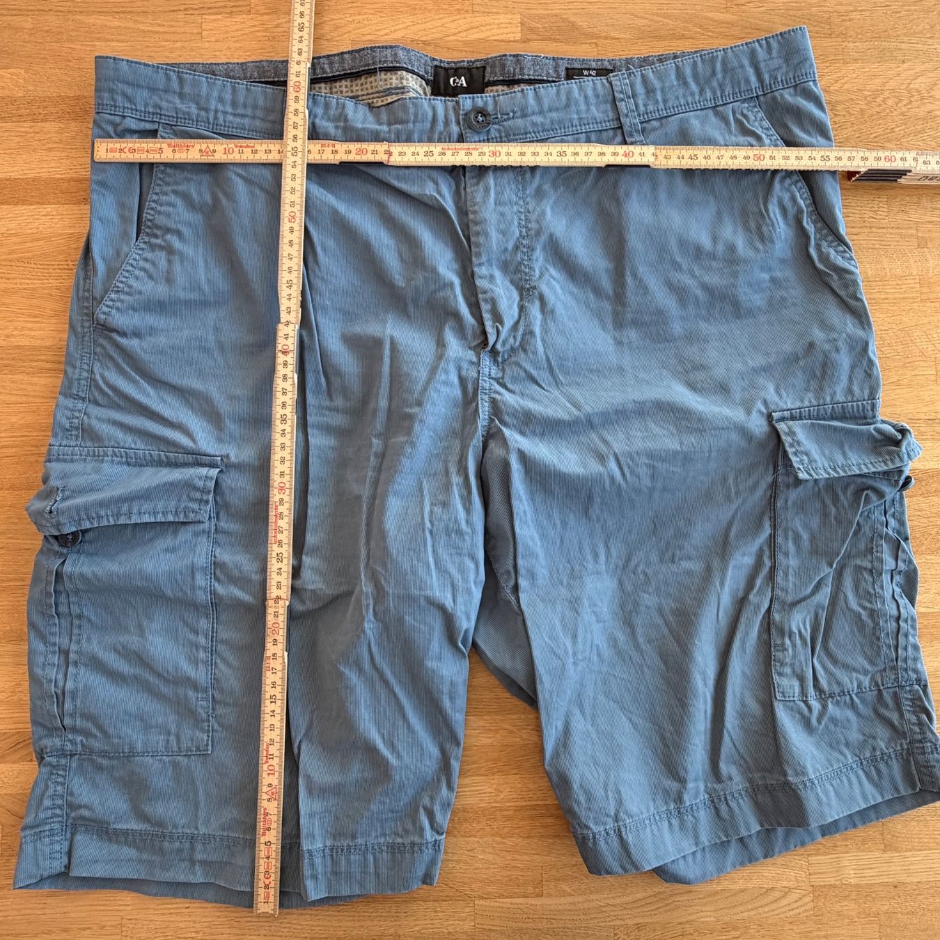 C&A Pantaloni: Shorts - C&A graublau Gr. W42 regular Bermuda – Usato da Winterthur venduto da Secondhand-Family 1