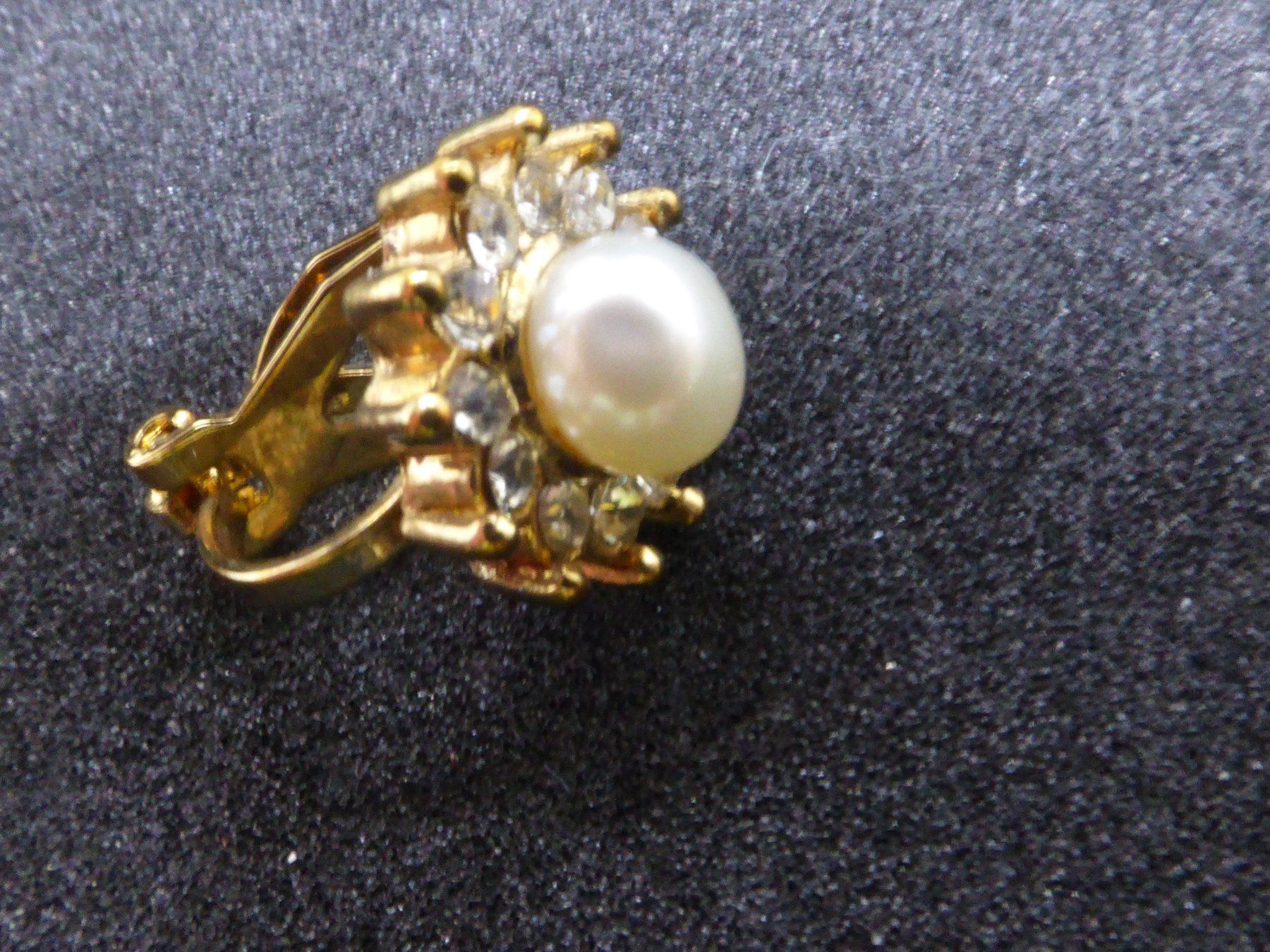 Altri gioielli: Ensemble collier et boucles d'oreilles avec perles et strass – Usato da Porrentruy venduto da Tic-Time 5