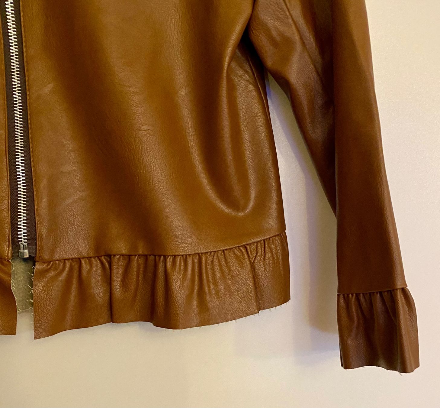 Giacche: Kunstleder-Jacke in Braun, Gr. One-Size/M – Usato da Zürich venduto da Maria2021 2