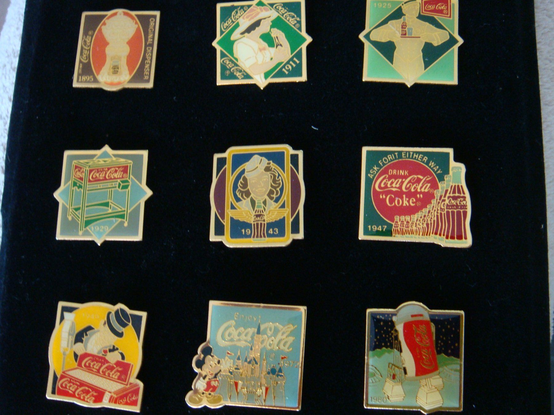 Coca-Cola Placchette & Badge: Pins Coca-Cola vintage – Usato da sugiez venduto da Svicente