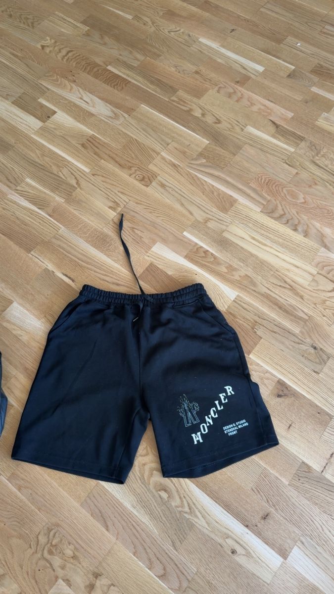 Hosen: Shorts – Gebraucht aus Pieterlen von sam_58jm