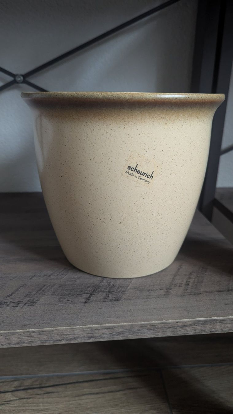Vasi per fiori: Übertopf Keramik – Usato da Frutigen venduto da be.kre