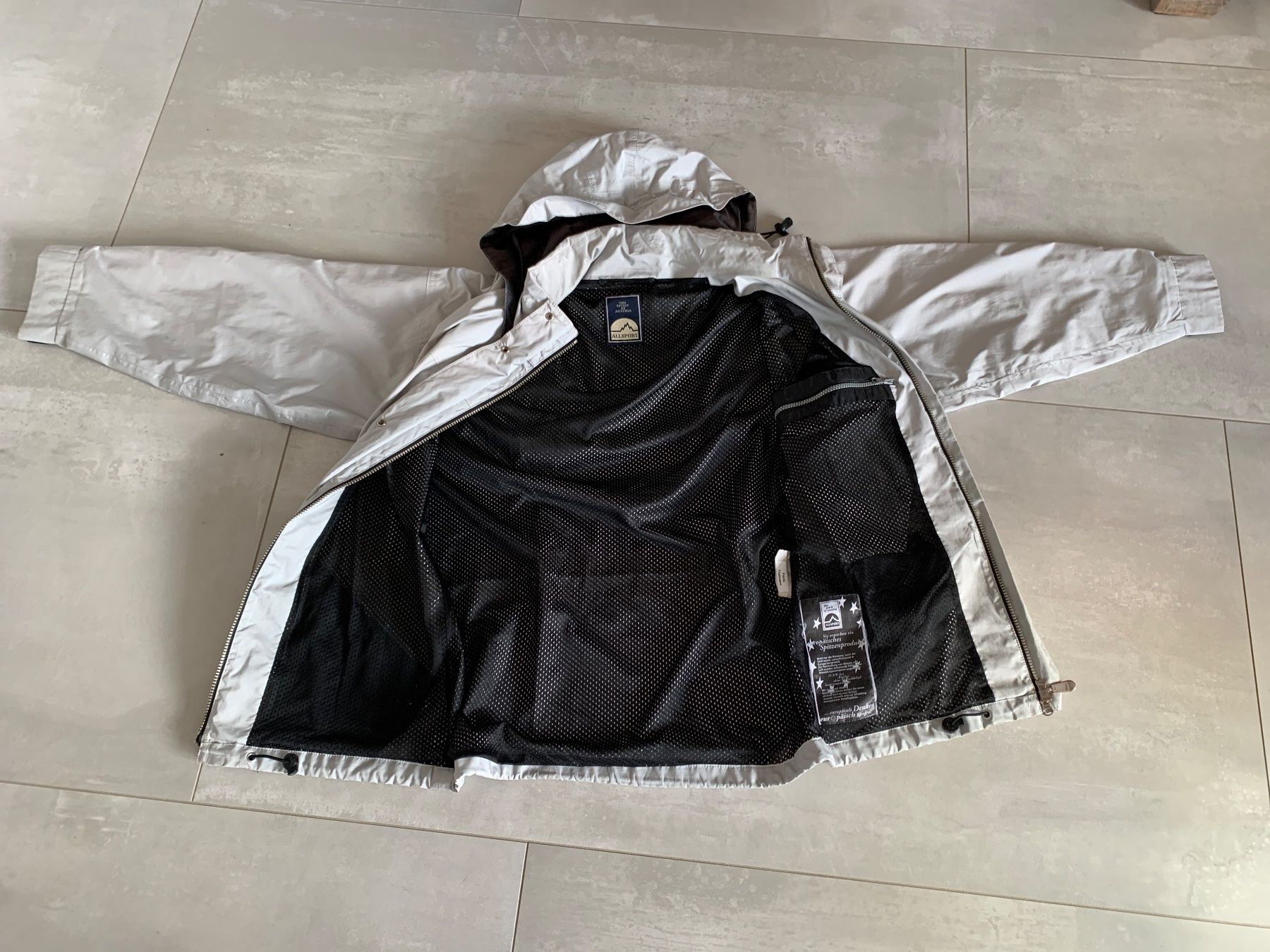 Giacche: Übergangsjacke Gr.40 – Usato da Zuzwil SG venduto da Ibohaus 1