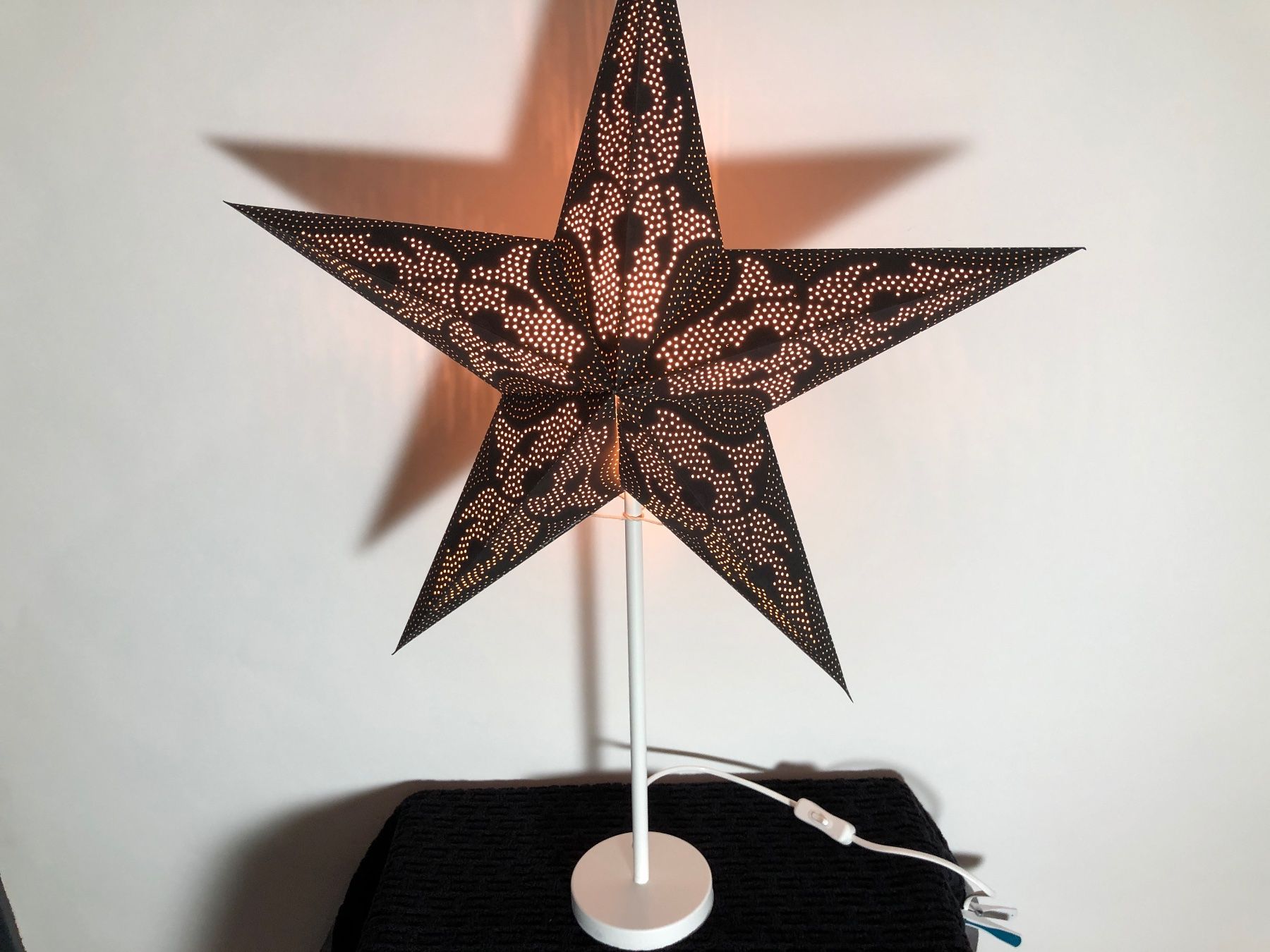 Lampen: Leuchtstern - damaskus black - 60cm / mit Standfuss + LED – Neu und originalverpackt aus Bergdietikon von Garak 2