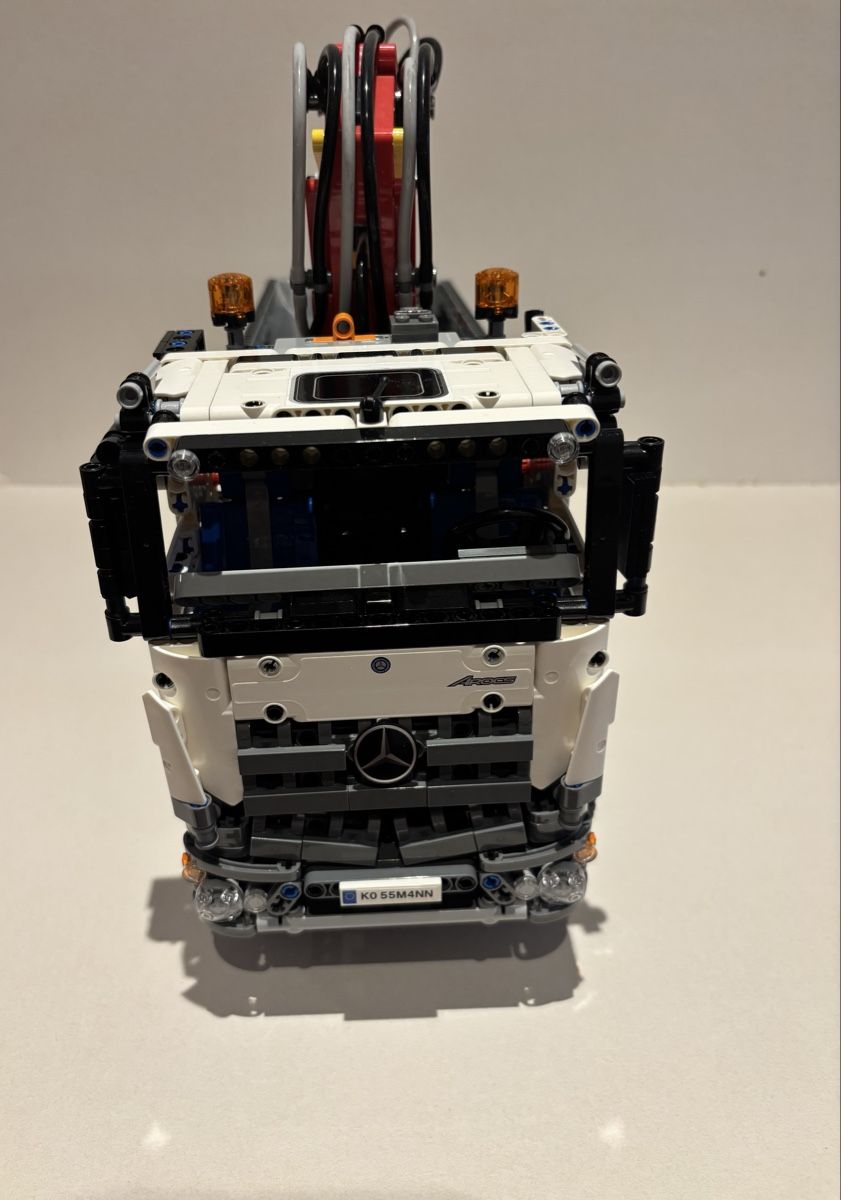 Lego Kit di costruzioni: LEGO Technic 42043 Mercedes Actros mit Kran – Usato da Obfelden venduto da Gruscha_1 5