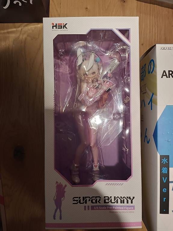Statuette: Original - Super Bunny - 1/6 Anime Figur – Usato da Frauenfeld venduto da thax98 1