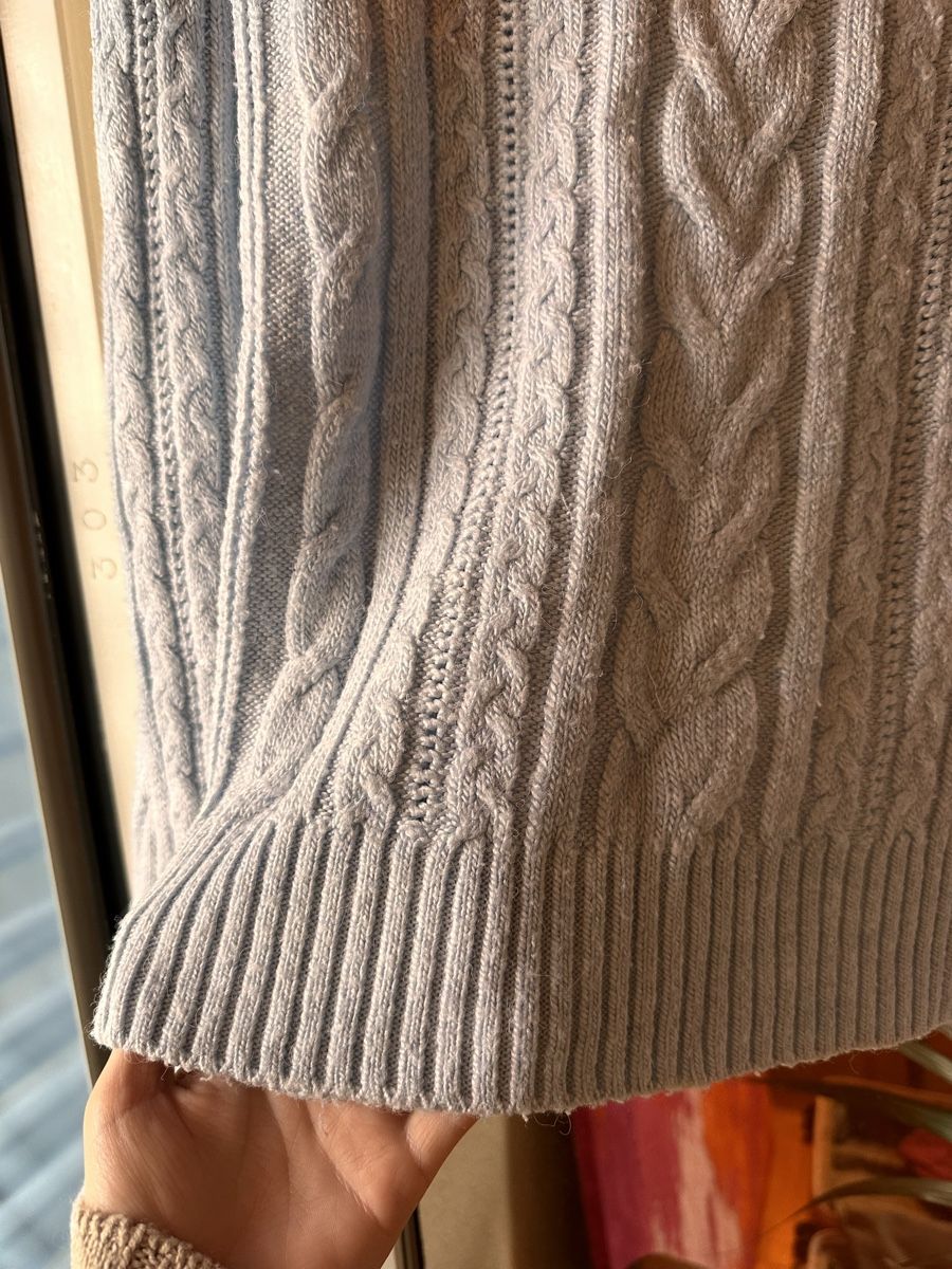 H&M Pullover & Sweatshirts: Blue Knit Sweater with Ruffle Details, Size S – Neu (gemäss Beschreibung) aus Zürich von BettinaMarie2308 5