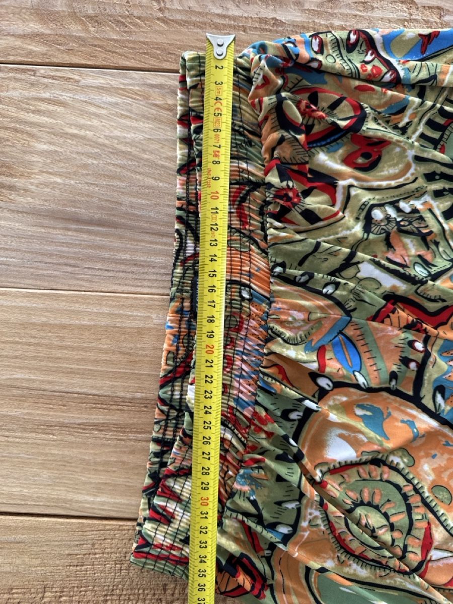 Pantaloni: Farbenfrohe Sommerhose mit einzigartigem Muster, Grösse M – Usato da Rotkreuz venduto da Herbsttraum 3